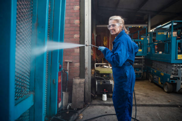Professional  Pressure Washing Services in Kingsford, MI